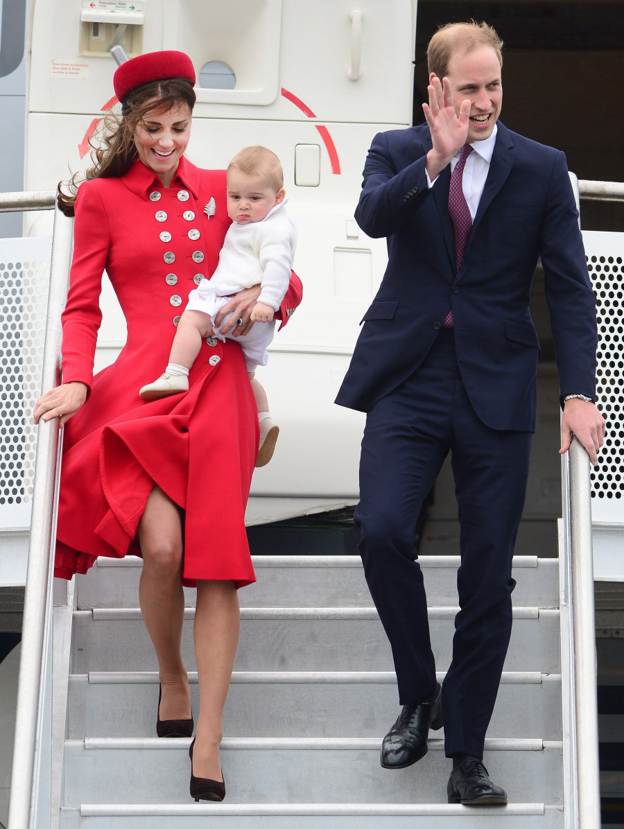Герцогиня Кейт в роли Кэтрин Уокер по прибытии королевской семьи в Новую Зеландию: мило?