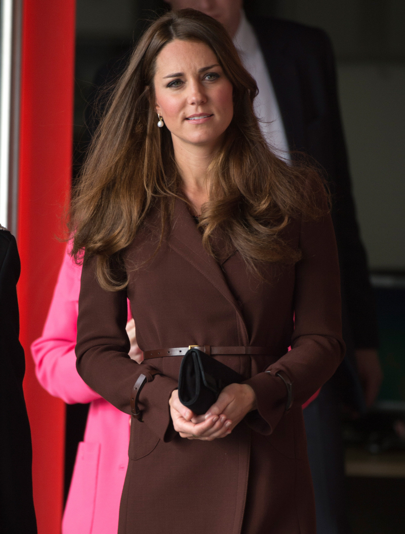 Критик герцогини Кейт Хилари Мантел утверждает, что она вообще не хлопала и не затеняла Кейт