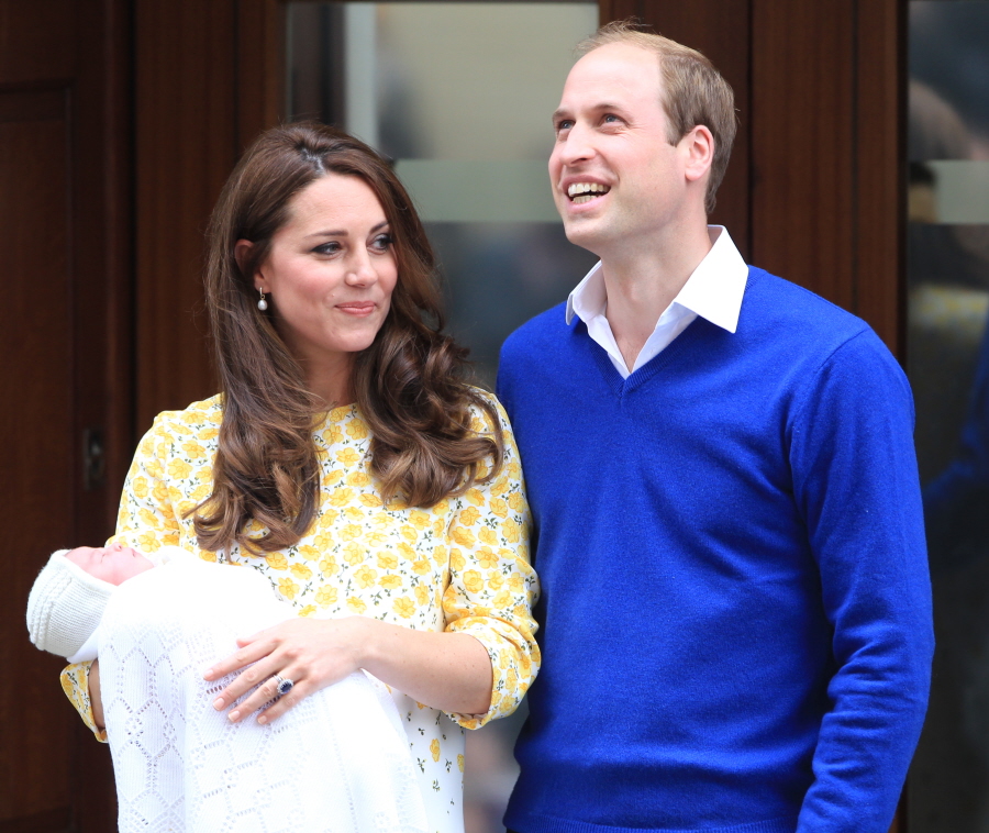 Герцогиня Кейт и Принц Уильям дебютируют в Ее Королевском Высочестве, Принцесса Кембридж