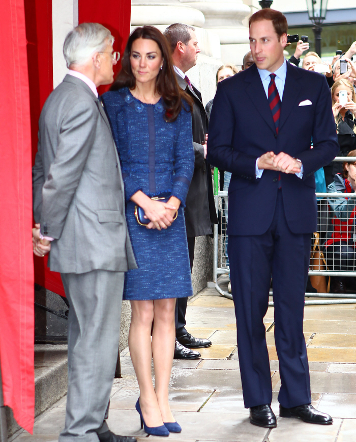 Герцогиня Кейт в королевском синем костюме Ребекки Тейлор: шикарно или скучно?