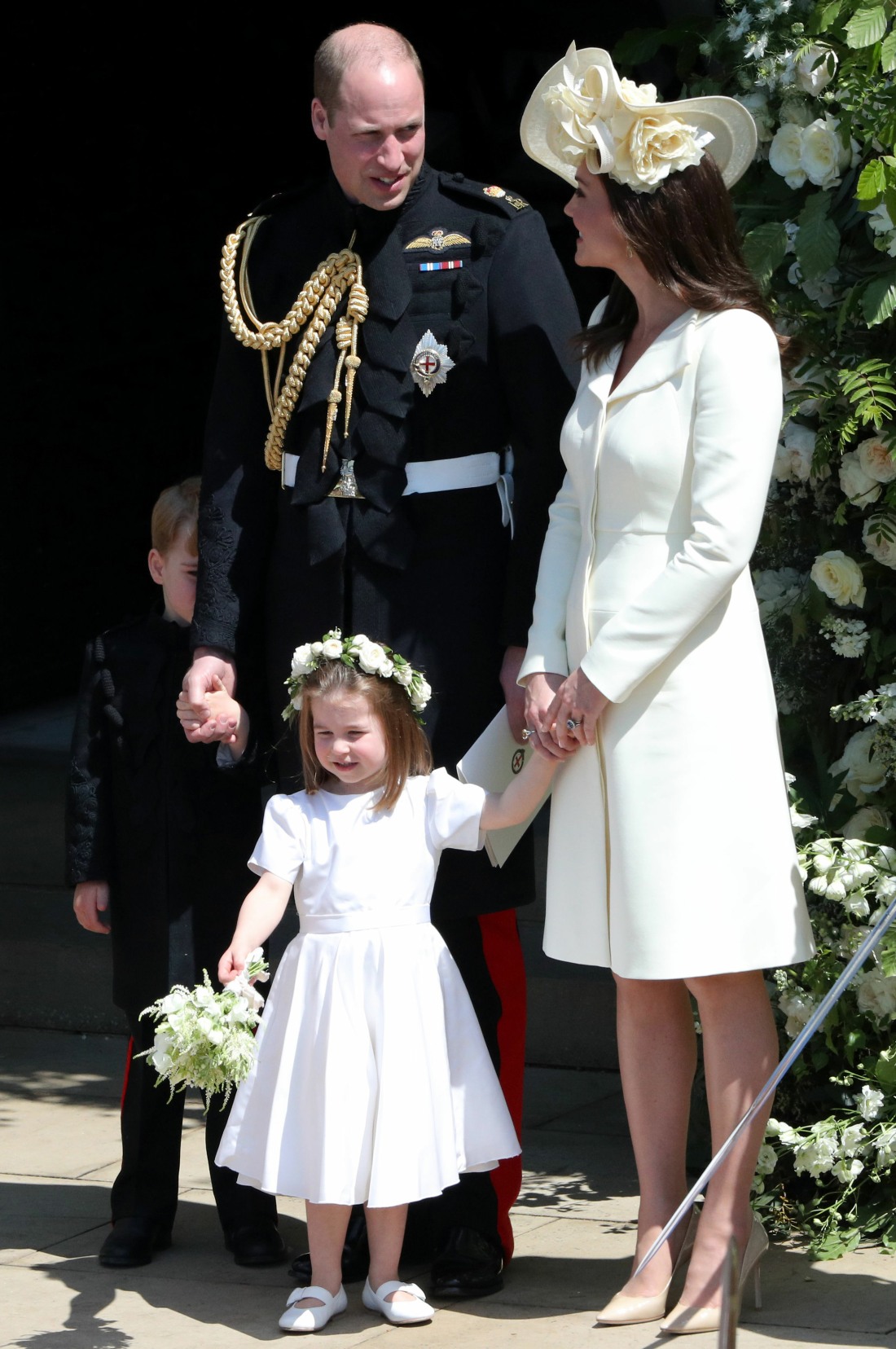 Предсвадебная драка герцогини Кейт и Меганс была посвящена подгонке платья Шарлотты