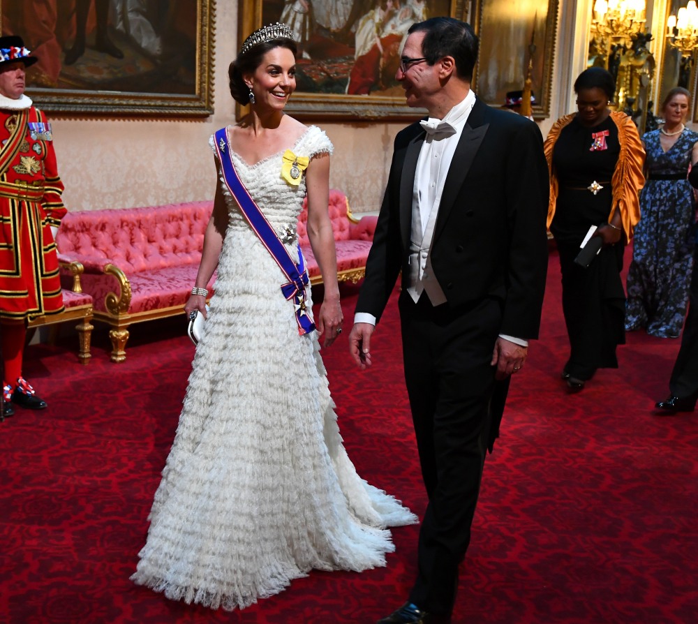 Герцогиня Кейт впервые надела свой пояс королевского викторианского ордена